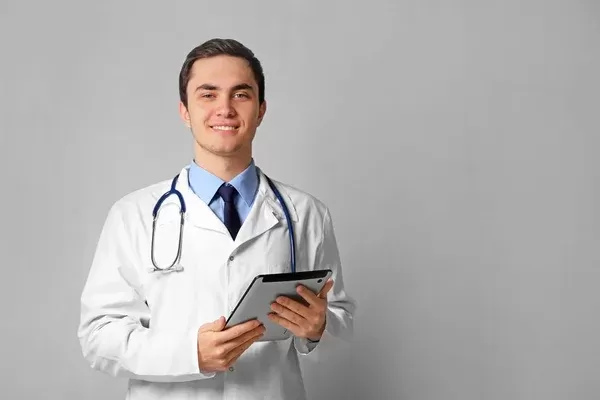 Dr. Min-jun Park